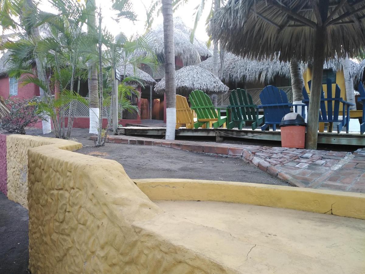 Hotel Pez De Oro Monterrico Εξωτερικό φωτογραφία